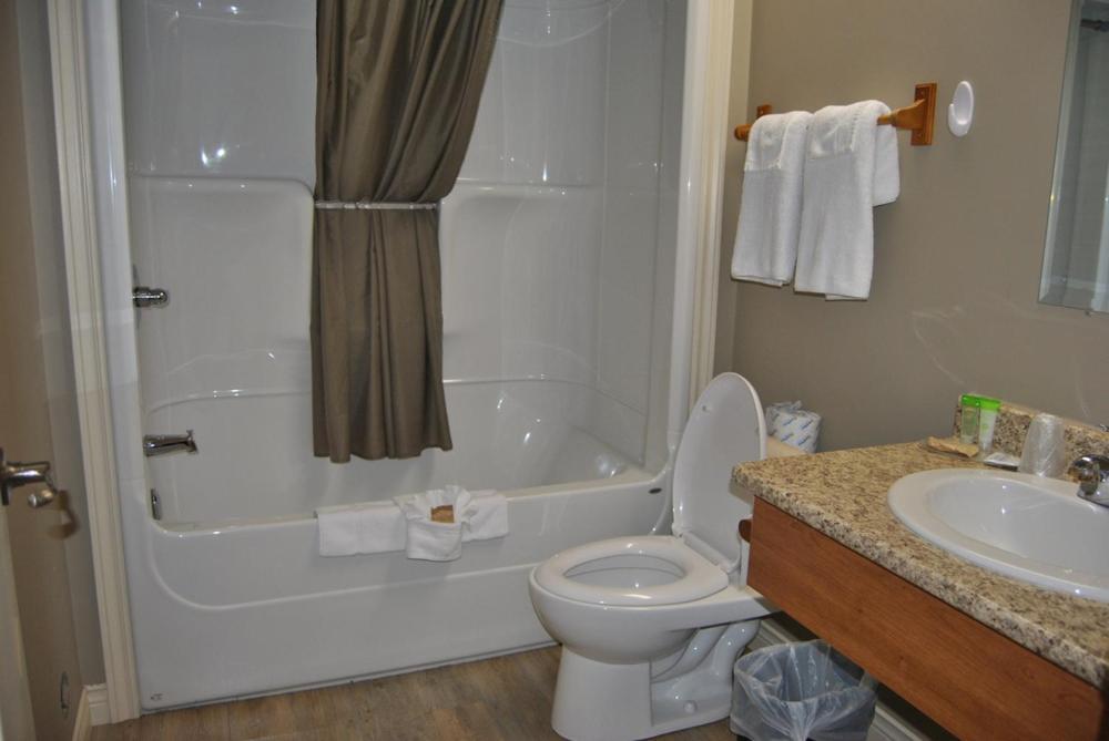 Auberge Bouctouche Inn&Suites Extérieur photo