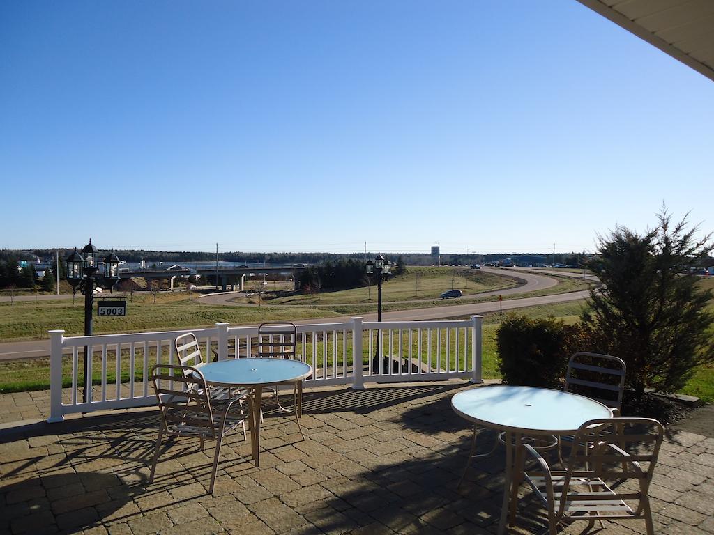 Auberge Bouctouche Inn&Suites Extérieur photo