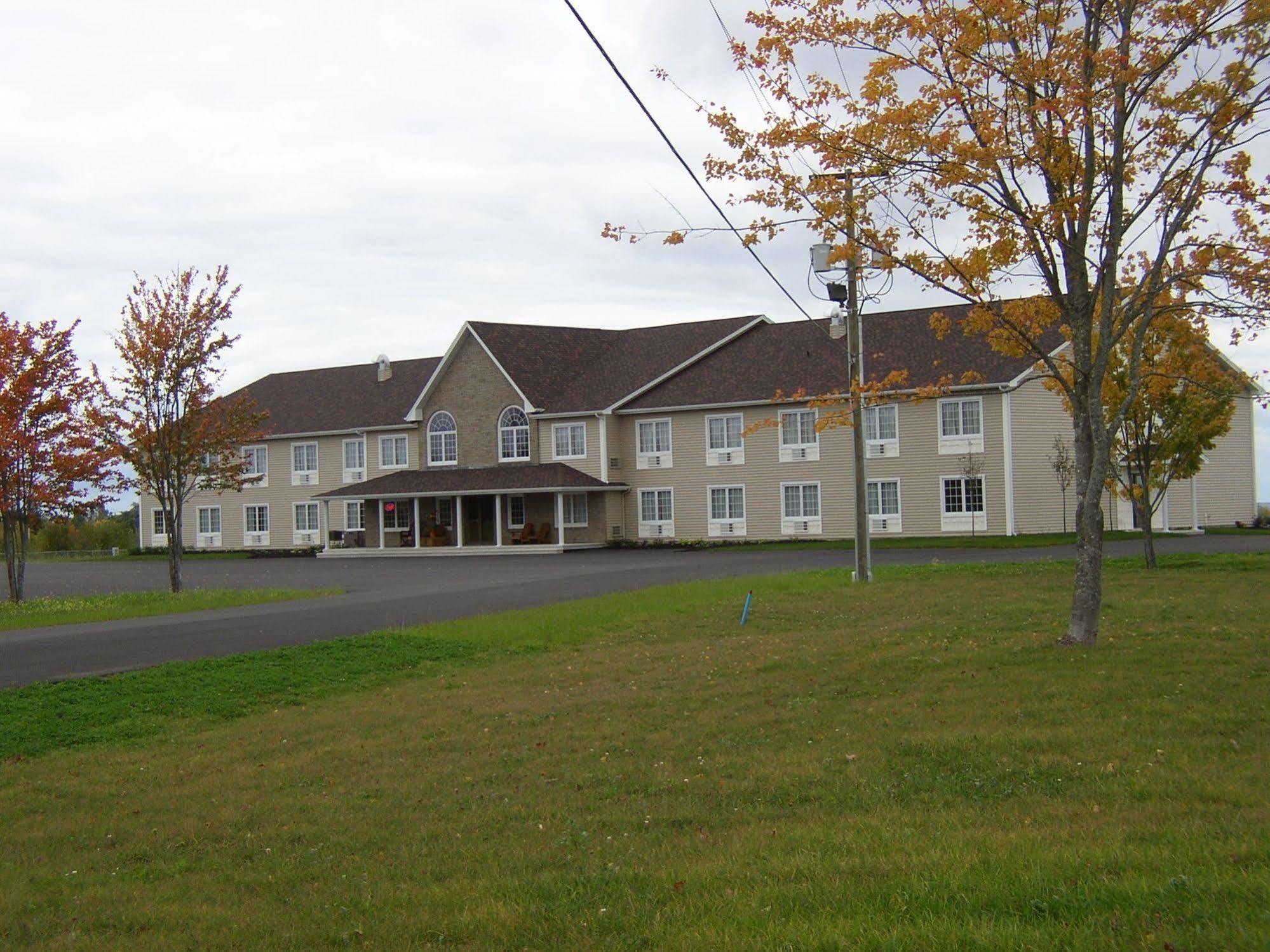 Auberge Bouctouche Inn&Suites Extérieur photo